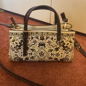 Tory Burch crossbody - never used